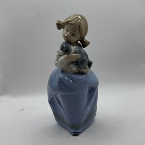 Vintage Nao Lladro Girl Puppy Dog Daisa Porcelain Figurine Collectible Decor